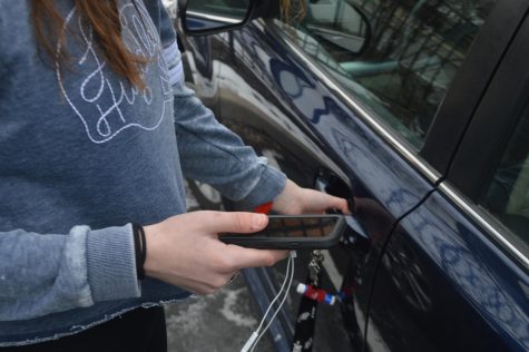 Carjacking occurs as you get into or while you are already in your car. It is important that you don’t just hang around. Instead, unlock your car, get in, and drive away quickly to minimize the threat.