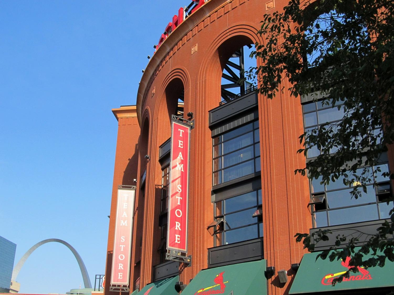 Cardinals sign Matt Carpenter to two-year, $39 million contract