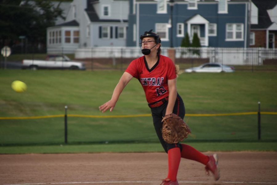 Junior Rylie Perry throws a pitch in a game against Ritenour on 10.1.18. 