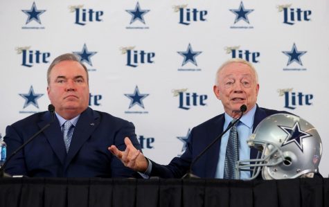 Dallas Cowboys owner and general manager Jerry Jones introduces new head coach Mike McCarthy at a press conference.