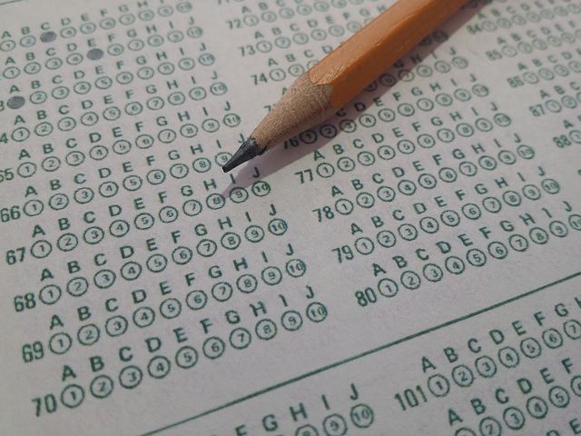 Standardized tests: to take or not to take