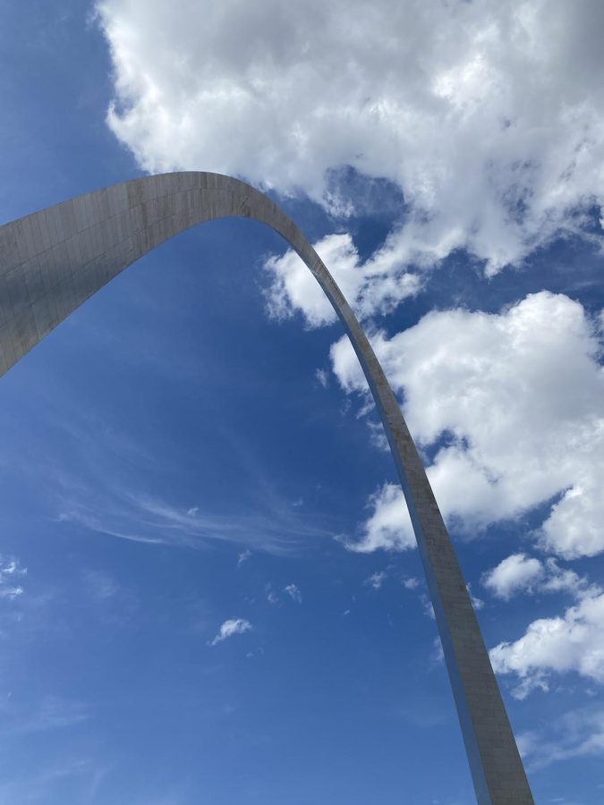 Photo of The Gateway Arch in St. Louis in celebration of our St. Louis News Whiplash Edition.
